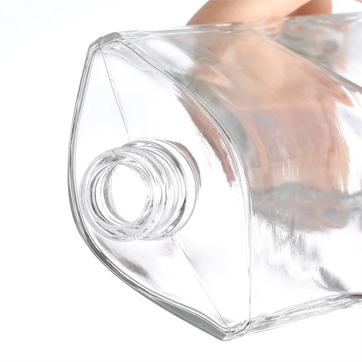 700ml Alcohol Bottle With Glass