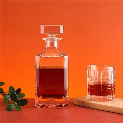 500ml boutèy Vodka vè klè